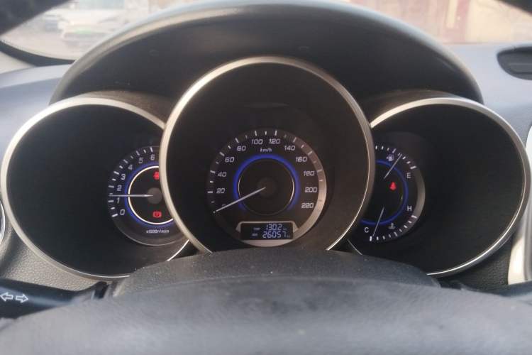Used CHANGAN Eado 2015 1.6L Manual Luxury Model China V Standard