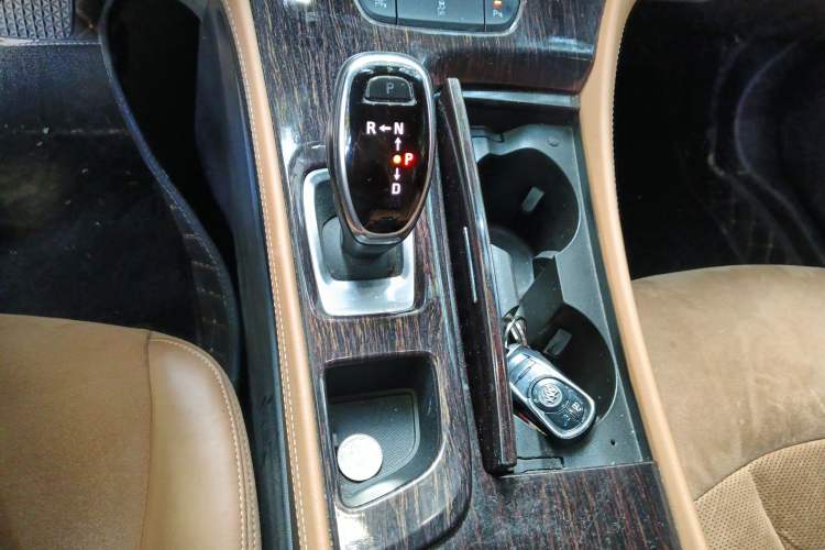 Used Buick LaCrosse 2018 28T Elite Edition