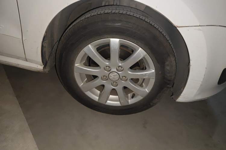 Used Volkswagen Polo 2011 1.4L Manual ZhiLe Edition