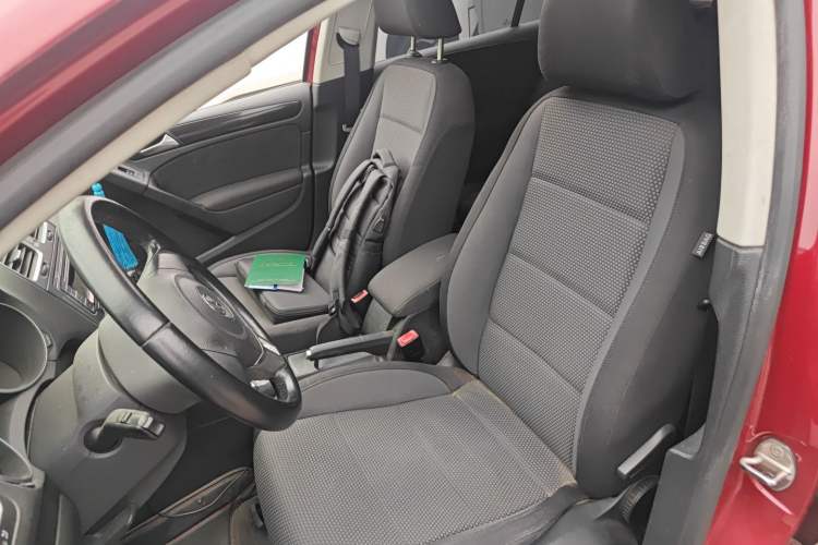 Used Volkswagen Golf 2012 1.6L Automatic Comfort Model Left Front Seat