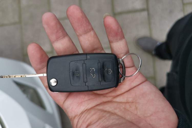 Used Wuling Rongguang V 2015 1.5L Base Version Vehicle Key