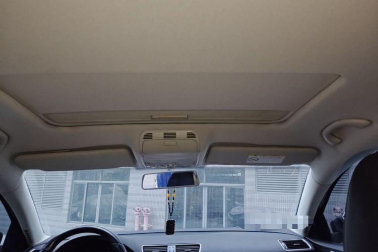 Used Volkswagen Magotan 2015 1.8TSI Luxury Model Headliner