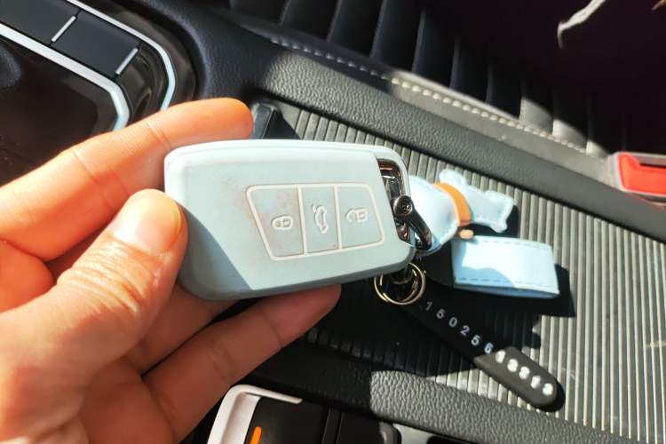 Used Volkswagen Magotan 2020 330TSI DSG Leading Model
