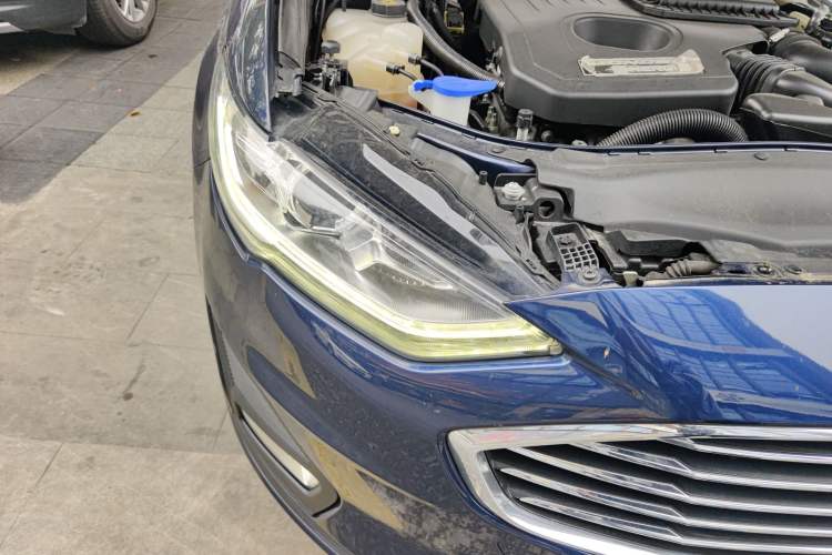 Used Ford Mondeo New Energy 2018 2.0 PHEV Smart-Controlled Fashion Edition China VI Standard
