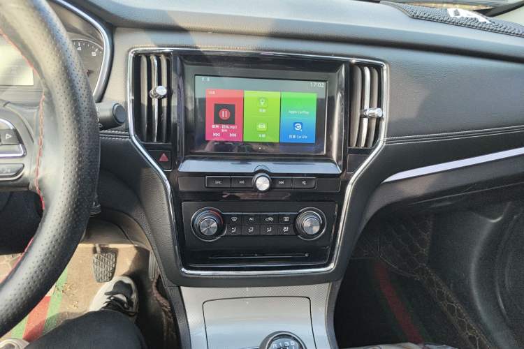 Used Roewe RX5 2018 20T Two-Wheel Drive Manual Flagship Edition
