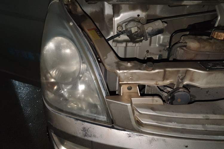 Used Wuling Rongguang 2014 1.2L S Base Model Right Front Headlight