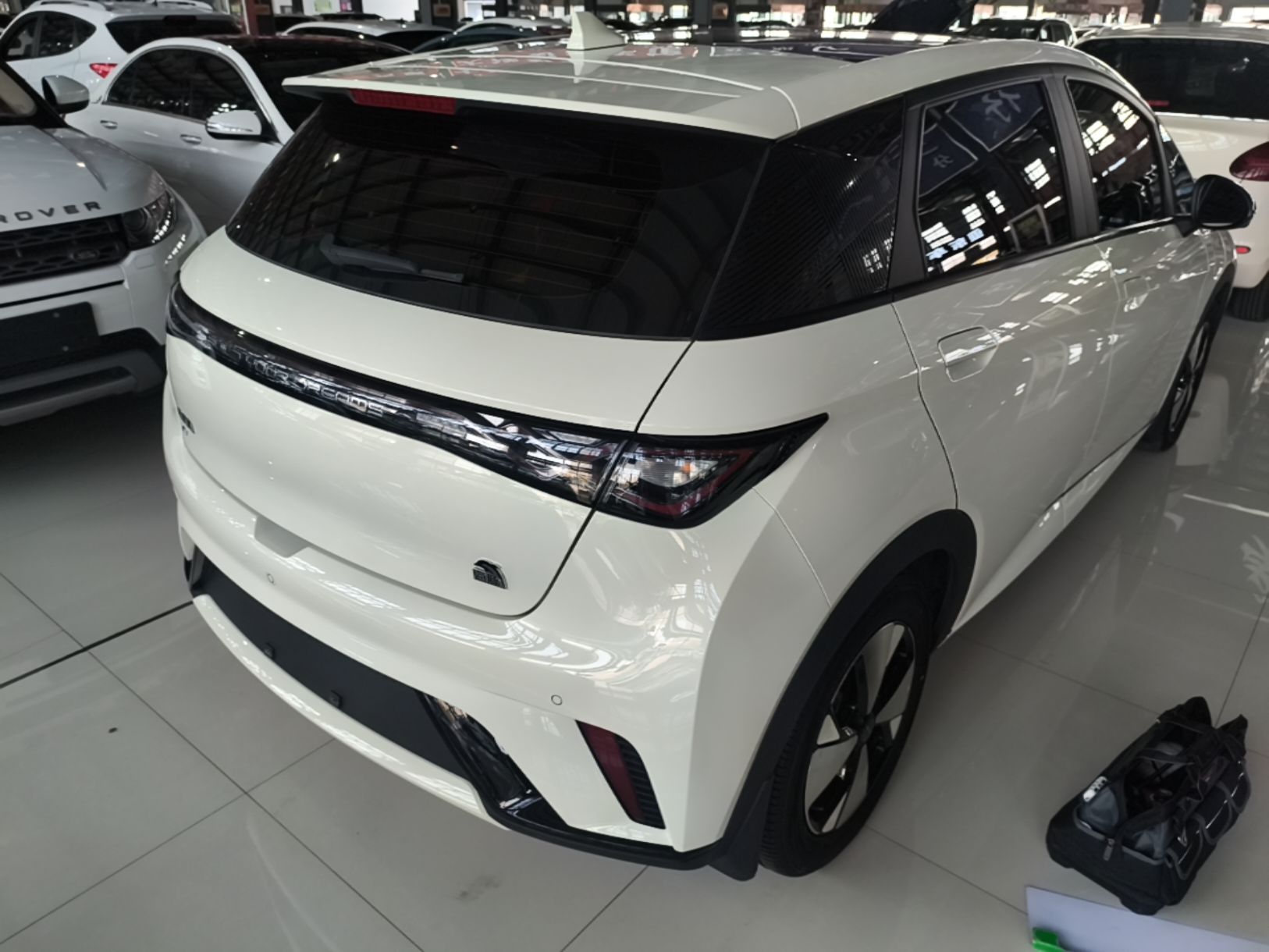 BYD Dolphin 2023 420 km Fashion Edition — снимка 6