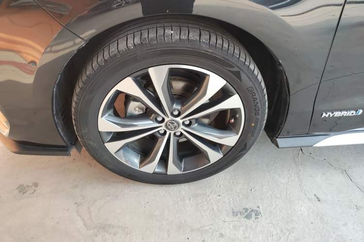 Used Toyota Granvia 2023 2.5L Hybrid Prestige VIP Edition
