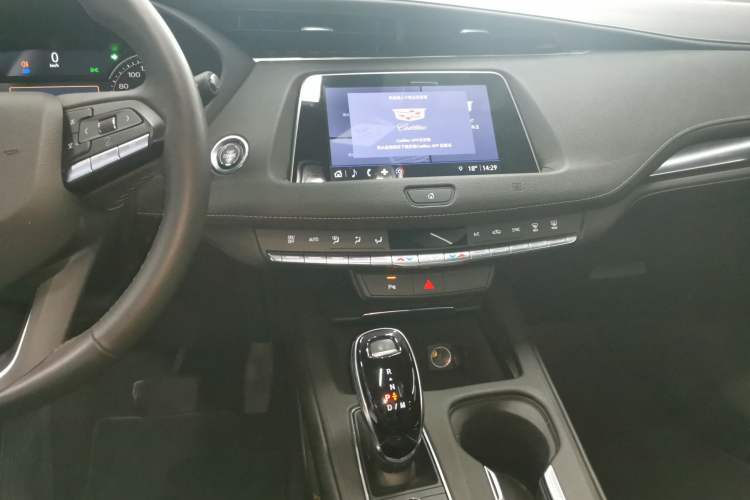 Used Cadillac XT4 2021 28T Two-Wheel Drive Tech Edition