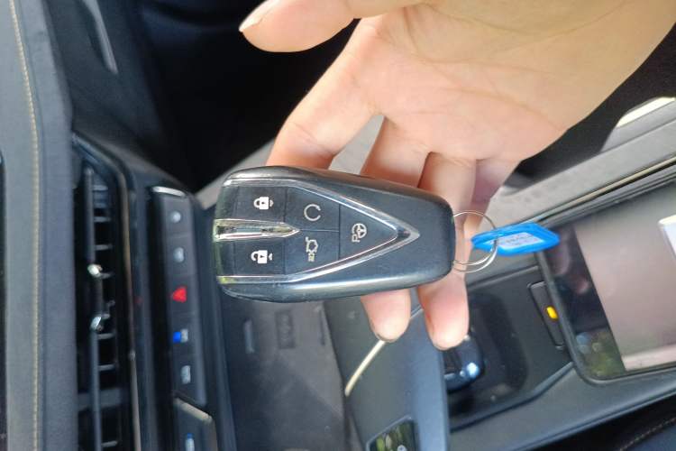 Used Oshan X5 PLUS 2023 1.5T DCT Smart & Fun AI Edition
