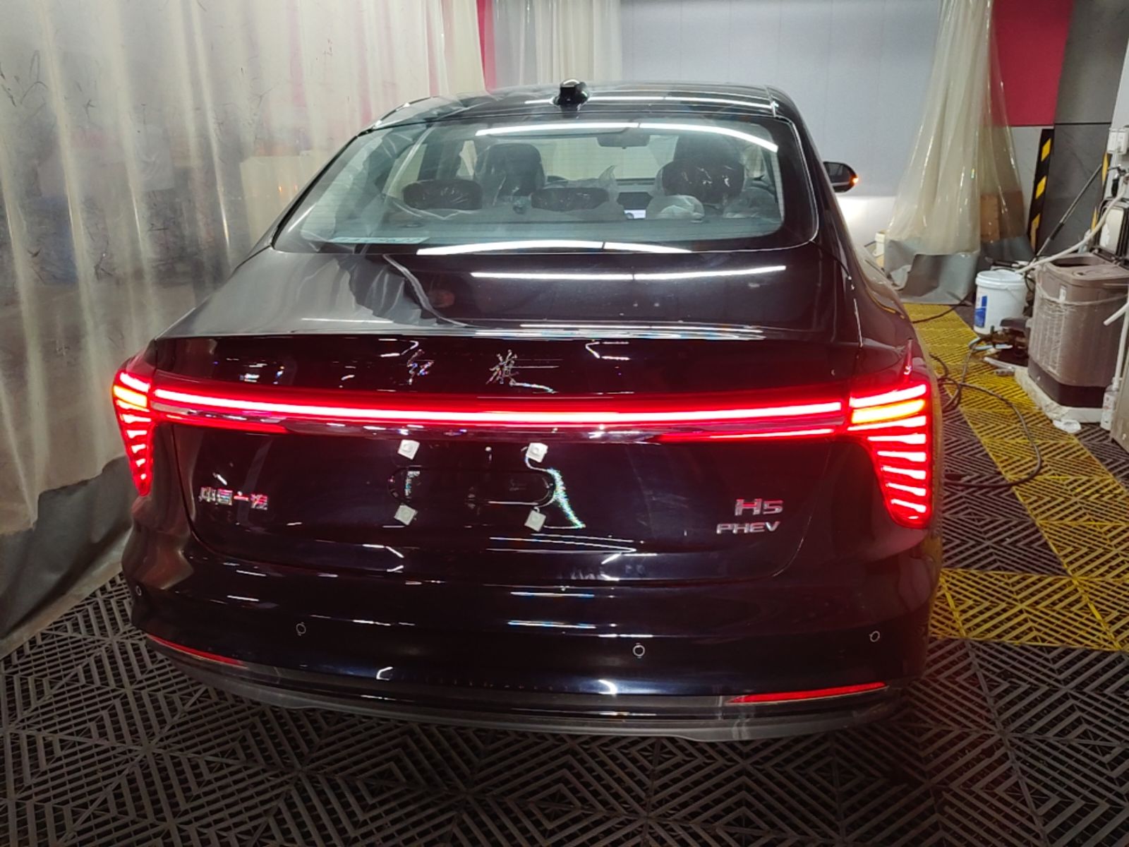 Hongqi H5 PHEV 2025 130 Super Hybrid Version — снимка 5