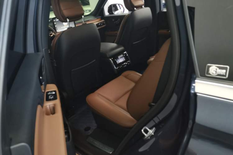 Used Lincoln Aviator 2022 3.0T V6 Four-Wheel Drive Luxury Edition