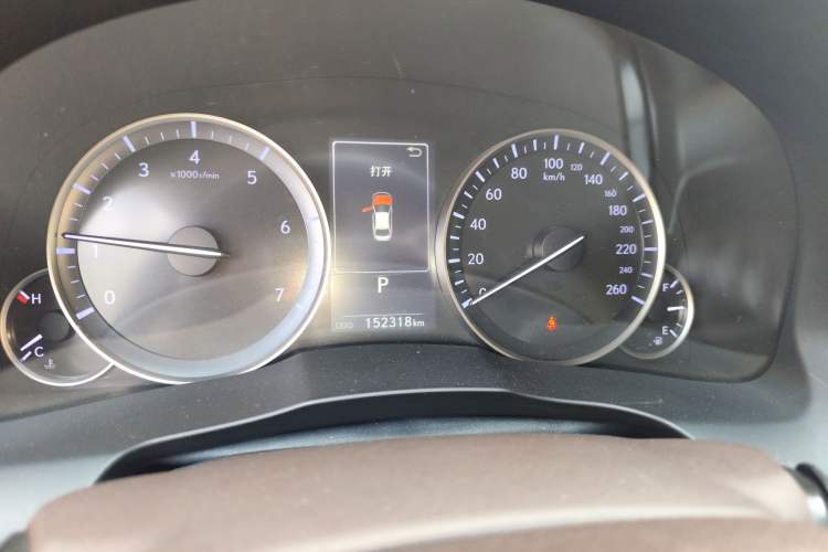 Used Lexus ES 2016 200 Midnight Special Limited Edition
