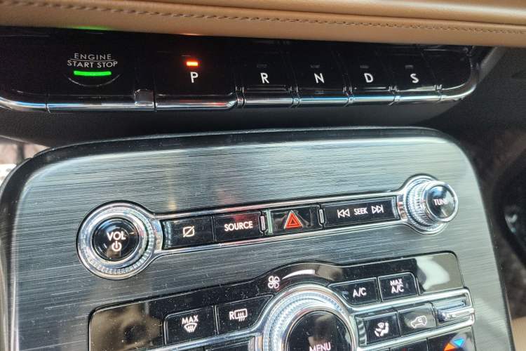 Used Lincoln Nautilus 2021 2.7T Four-Wheel Drive Prestige Edition