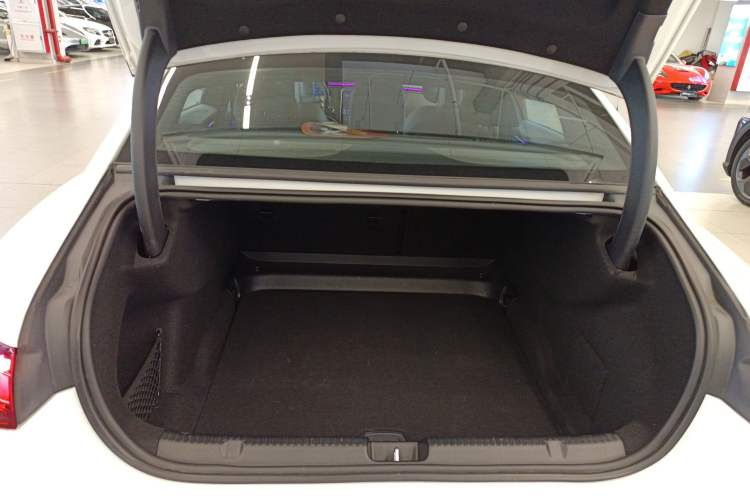 Used Mercedes-Benz EQE 2022 350 First Edition Special Version