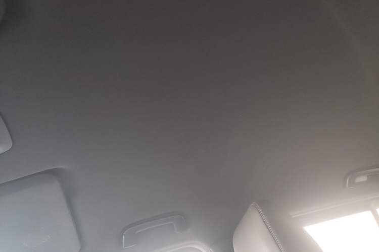 Used Baojun Spark EUV 2024 Prestige Edition 4 Seats Headliner