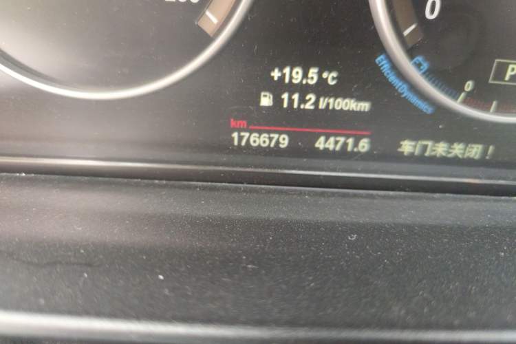 Used BMW 5 Series 2014 525Li Luxury Design Package