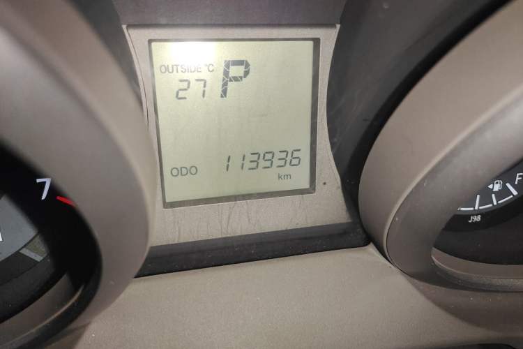 Used Toyota Prado 2014 2.7L Middle East Version Parallel Import Odometer Close Up