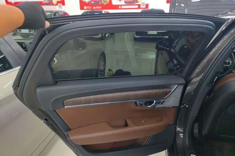 Used Volvo S90 2023 B5 Luxury Smart Edition