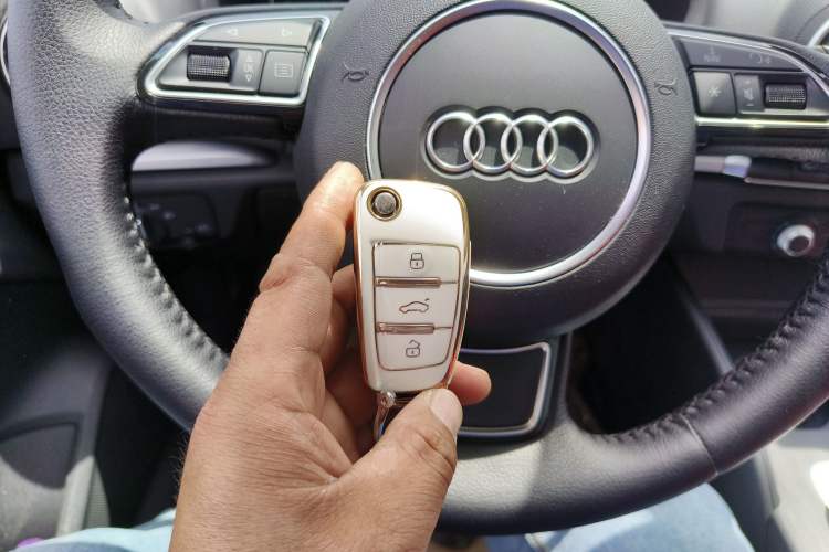 Used Audi A3 2015 Limousine 35 TFSI Millionth Anniversary Intelligent Leading Model