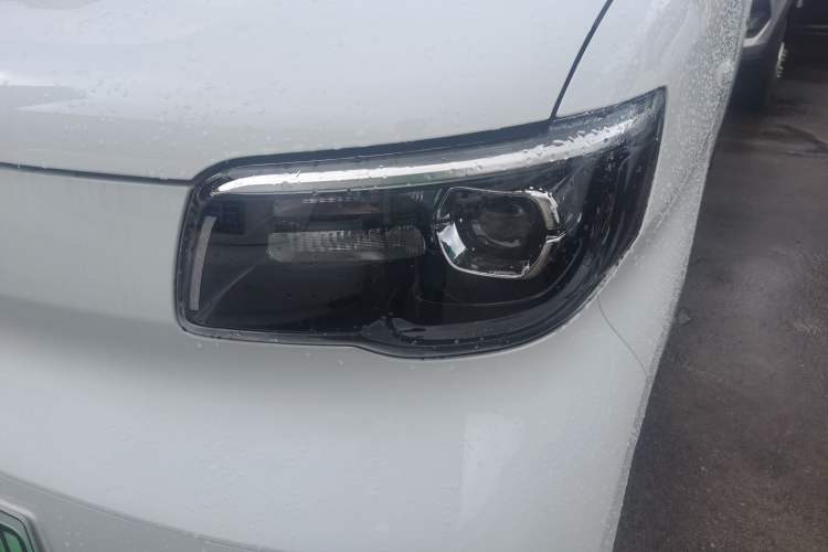 Used Wuling Zhiguang New Energy 2025 Standard Model