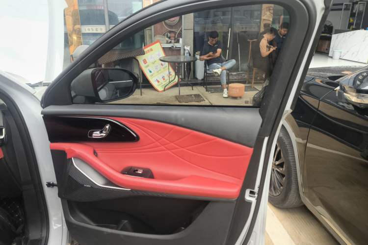 Used EXEED Stellar 2023 400T Two-Wheel Drive Comfort Flyfish Edition