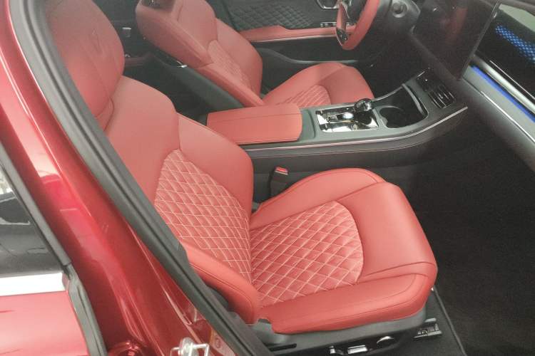 Used BYD Han 2020 EV Four-Wheel Drive High-Performance Flagship Model
