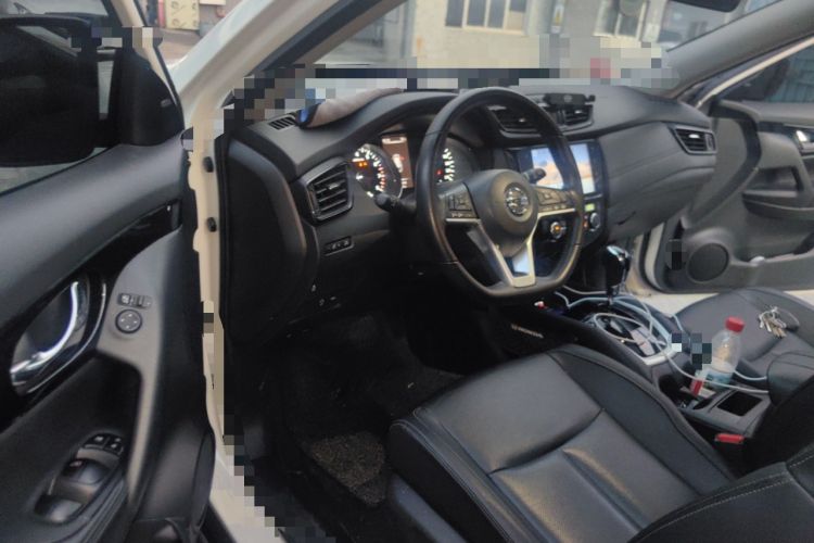 Used Nissan X-Trail 2022 2.0L Two-Wheel Drive Smart Connect Premium Edition Driver Seat