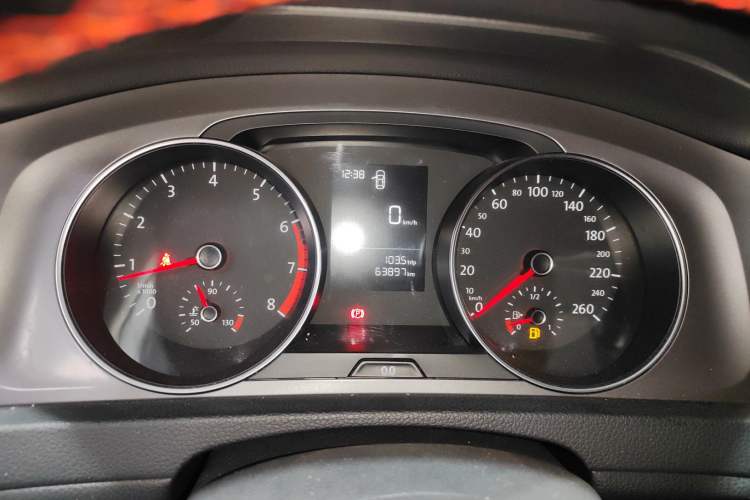 Used Volkswagen Golf 2016 1.6L Manual Fashion Edition