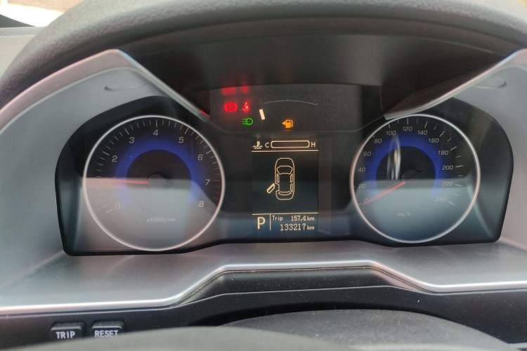 Used Geely Auto Emgrand 2014 Hatchback 1.3T CVT Elite Model
