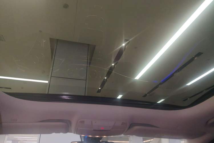 Used Mercedes-Benz E-Class 2023 Updated E 300 L Fashion Edition
