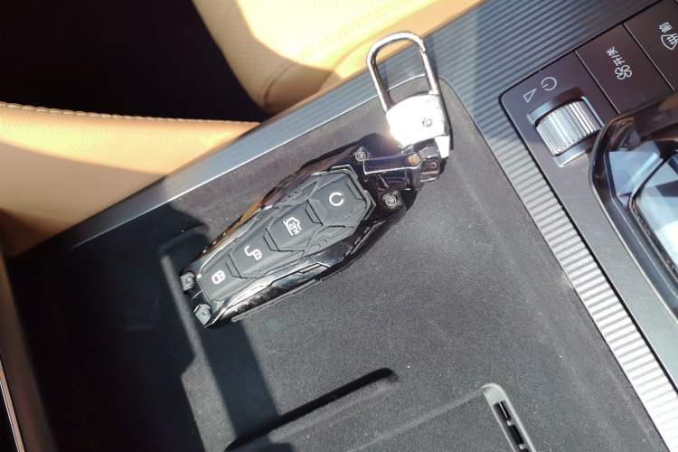 Used BYD Song L DM-i 2025 Intelligent Driving Version 160 km Beyond-Range Type
