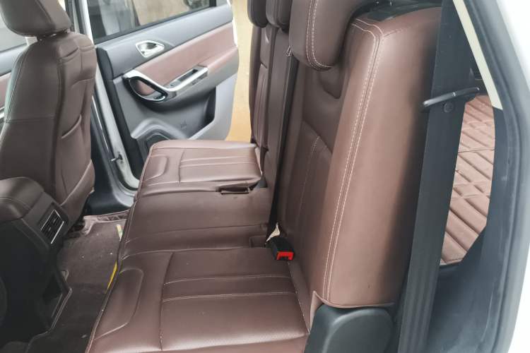 Used Bisu T5 2017 1.5T Manual Luxury Model