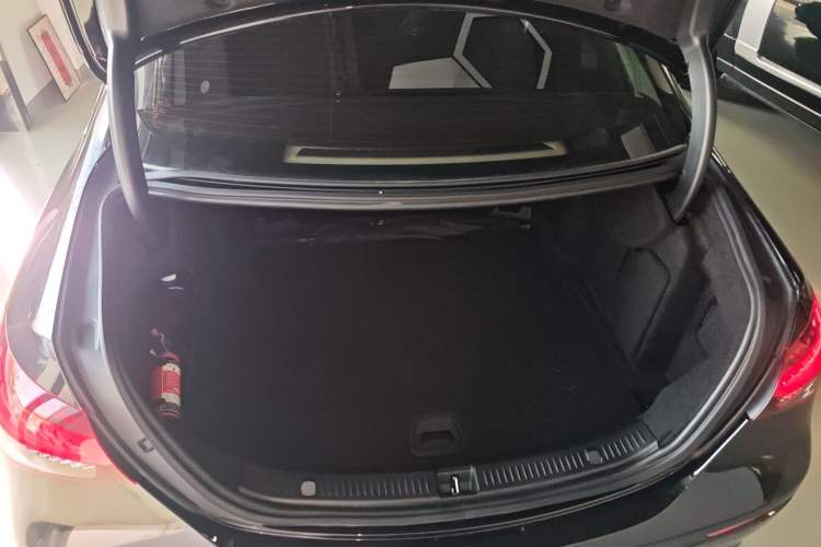 Used Mercedes-Benz E-Class 2022 Revised Version E 300 L Luxury Edition
