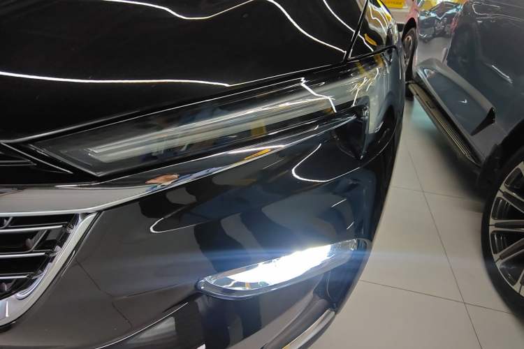 Used Buick Enclave 2022 652T Two-Wheel-Drive Prestige 7-Seater