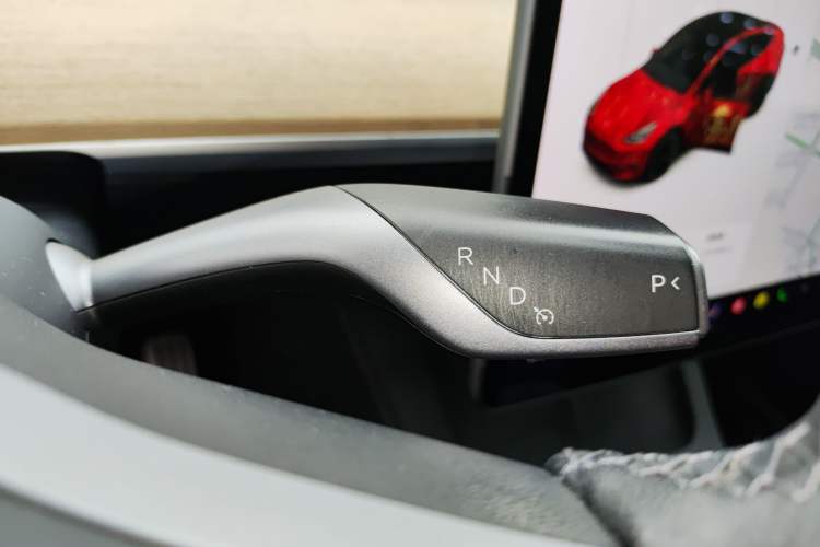 Used Tesla Model Y 2021 Standard Range Rear-Wheel Drive Version Gear Lever