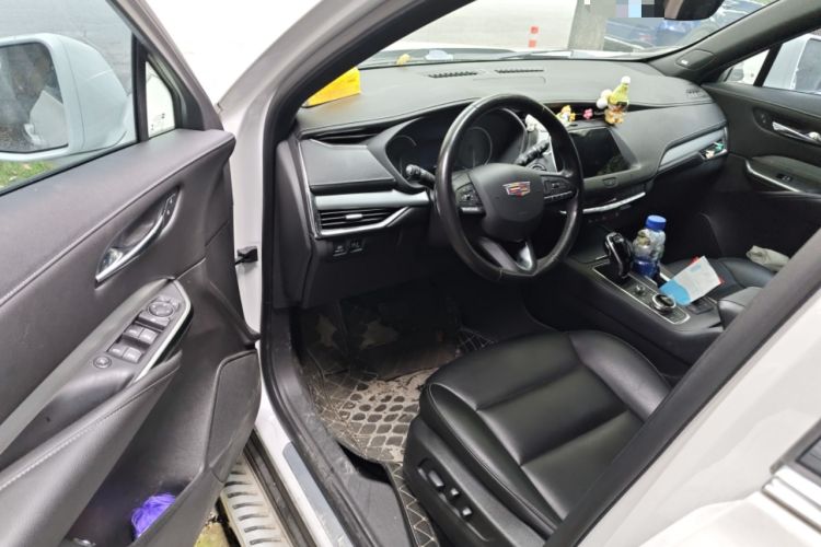 Used Cadillac XT4 2018 28T Two-Wheel-Drive Luxury Model Driver Seat