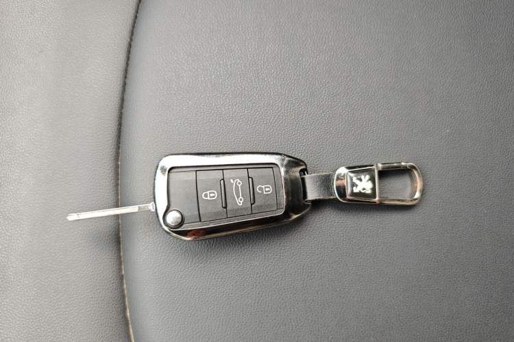 Used Peugeot 301 2014 1.6L Automatic Comfort Edition
