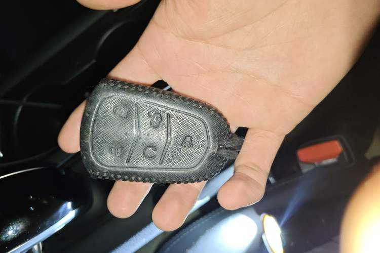 Used Cadillac XT5 2020 28T Luxury Version Vehicle Key