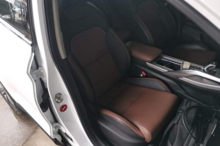 Used Geely Auto Coolray 2019 260T DCT Explorer China V Standard
