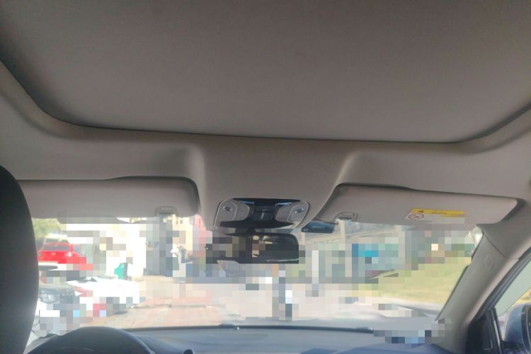 Used GAC Trumpchi GS8 2017 320T Two-Wheel Drive Luxury Smart Connectivity Version (7 Seats) Headliner