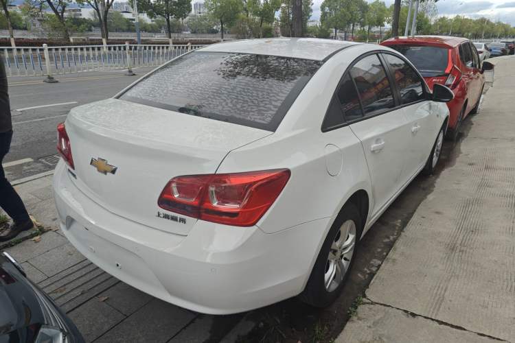 Used Chevrolet Cruze 2015 1.5L Classic SE AT
