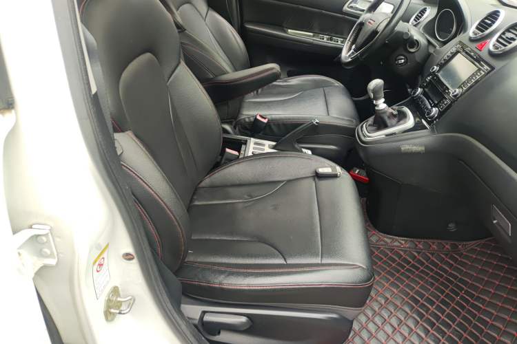 Used Haval H6 2013 Upgraded Model 1.5T Manual Two-Wheel Drive Elite Version