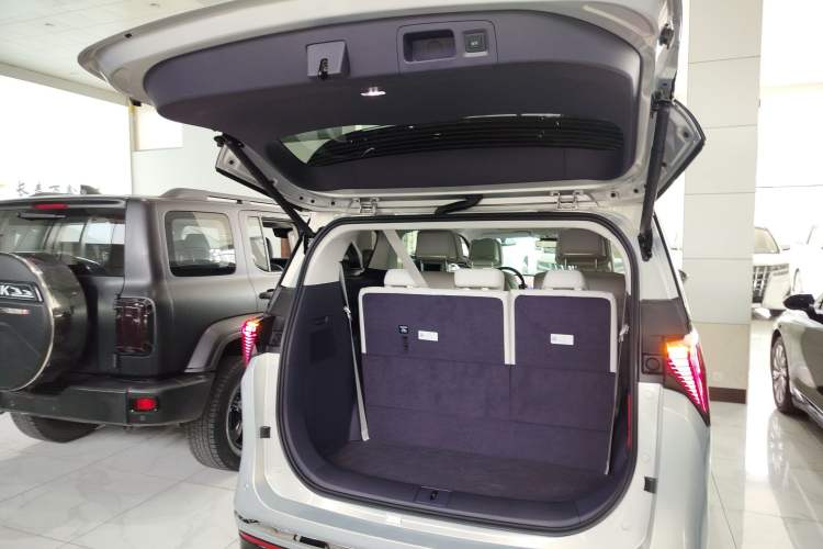 Used Buick GL8 New Energy 2026 Model Lu Zun Luxury Edition
