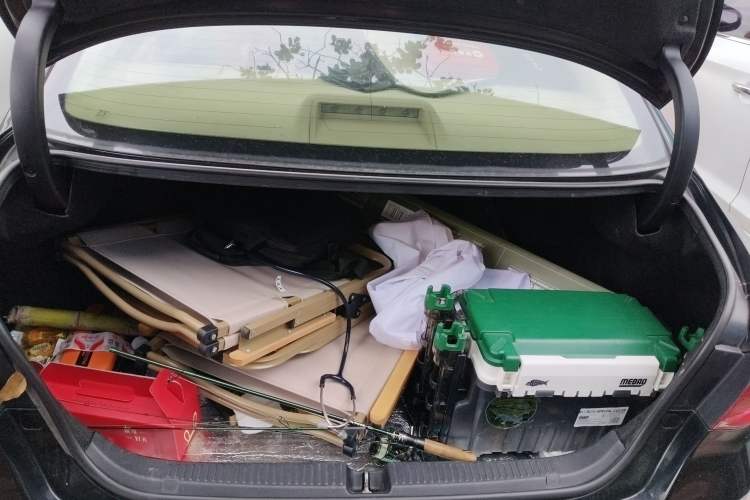 Used Toyota Reiz 2010 2.5V Fengdu Elite Edition Trunk