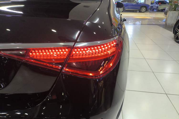 Used Mercedes-Benz S-Class 2021 S 400 L Business Model
