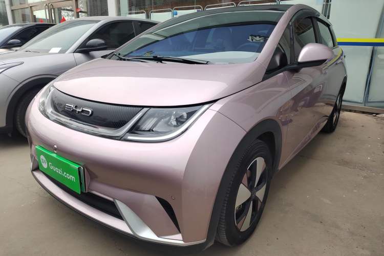 Used BYD Dolphin 2023 420 km Fashion Edition