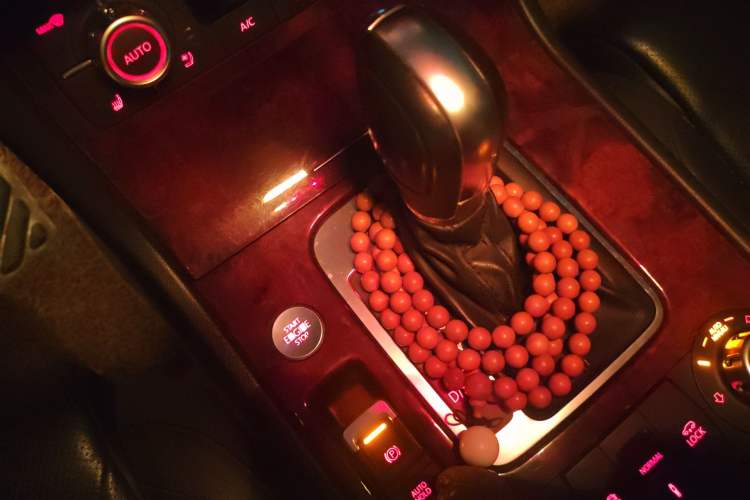 Used Volkswagen Touareg 2013 3.0 TSI Limited Luxury Edition Gear Lever