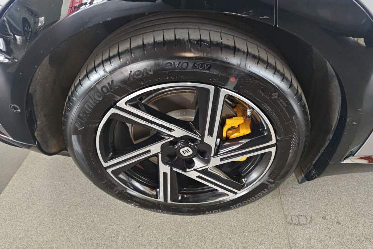 Used Xiaomi Auto YU7 2025 Ultra-Long Range Rear-Wheel Drive Version Exterior 5