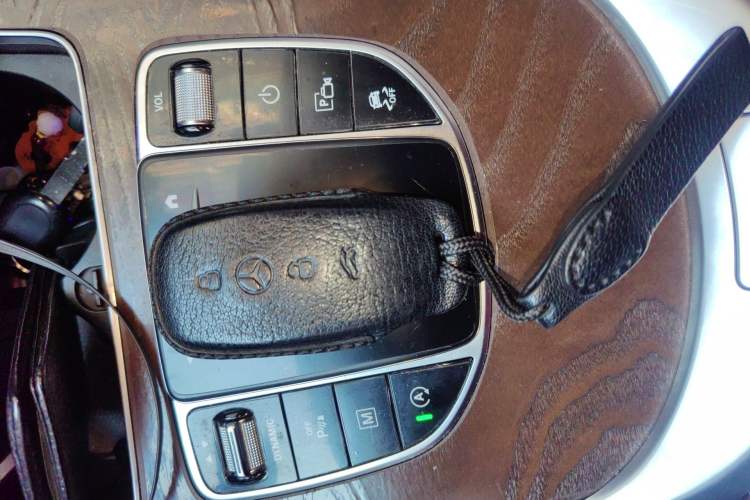 Used Mercedes-Benz GLC 2020 GLC 300 L 4MATIC Dynamic Edition
